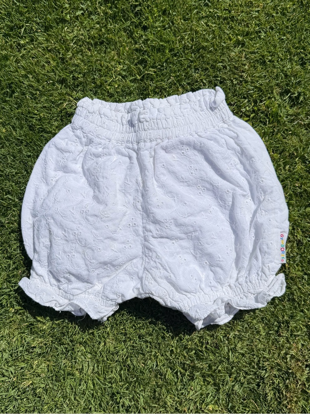 Vintage Gymboree Rainbow Tag White Eyelet Lace Bubble Bloomer Shorts X-Small GUC